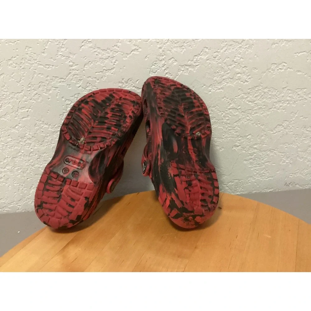 CROCS brand style
